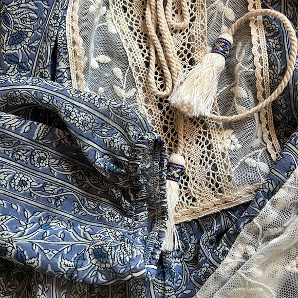 Boho Long Sleeve Lightweight Sheer Peasant Style Spanish Top - Picture 8 of 8